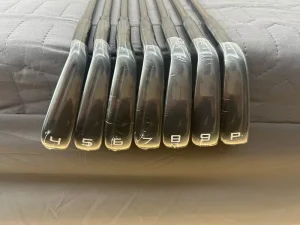 7pcs High Quality Forged Model Golf Clubs Irons Set #4 9 P R S Graphite Steel Shafts Golf Iron Set China 790 Golf