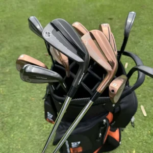 China Golf Iron Heads Rubber Grip Forged Stainless Steel Blade 4 P Right Left Handed Men Golf Club Iron Set