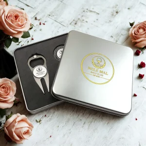 China Suppliers Golf Gift Set Custom Repair Divot Tool High Quality Golf Poker Chips Souvenir Gift Ball Markers