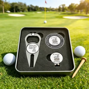 Competition Event Golf Gift Set Custom Logo Ball Marker High Class Durable Golf Divot Repair Tool Metal Poker Chip and Hat Clip