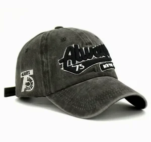 Cotton Washed Baseball Cap with Embroidery Design on the Front Page Customizable with LOGO