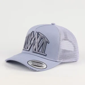 Custom OEM High Quality 5 Panel Trucker Cap 3D Embroidery Logo Washed Hard Mesh Durable Curved Brim for Sports Travel