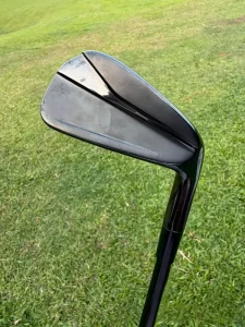 Factory Direct Hollow Cavity Golf Iron Set 5 P Forged Stainless Steel Heads Custom Logo Shaft Grip For Men Golfer