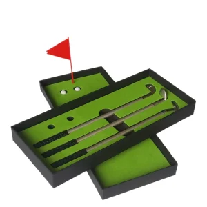 Funny Golf Gift Mini Desktop Golf Ball Pen Gift Set With Putting Green Flag 3 Golf Clubs Pens and 2 Balls