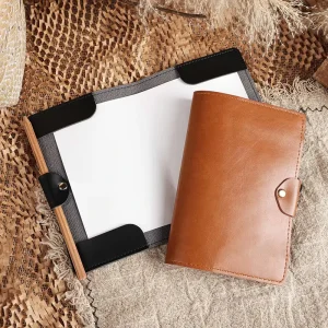 Golf Scorecard Yardage Book Cover with Pencil Holder PU Leather Golf Scorecard Notebook Journal Holder Outdoor Club Accessories