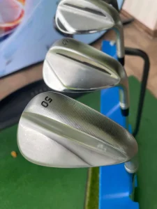 High Control Golf Lob Wedge Thick Milled Grooves Forged Metal Head Custom Engraving Logo Available for Global Golf Distributors