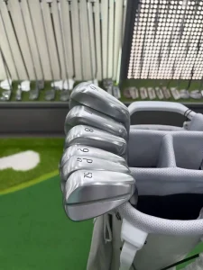 High Forgiving Cavity Golf Irons 5 P Forged Right Hand Clubs Custom Logo Factory Direct Sale