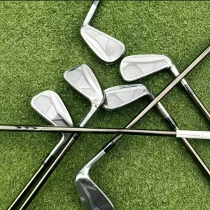 Luxury 4 P Steel Golf Irons Right Hand Silver Rubber Grip Waterproof