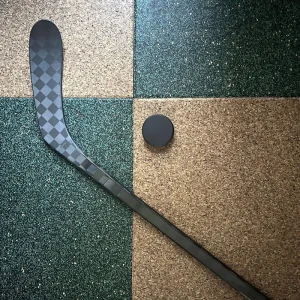 OEM Senior Carbon Fiber Ice Hockey Stick Manufacturer Custom Logo and Packaging Suitable for Clubs and Teams