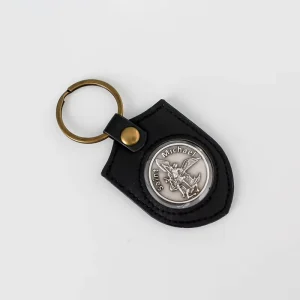 Personalized Embossed Golf Ball Marker Leather Sleeve Custom Engraved Golf Marker Pouch Logo Imprinted Golf Marker Storage Bag