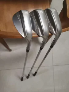Premium Polished Golf Club Set With Three Common Lofts for Short Range Golf Equipment