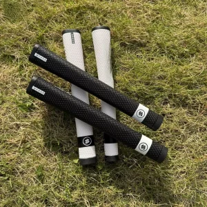 Press Pistol 2 Golf Putter Grip Microfiber Leather Anti Slip Standard Replacement Handle White Black for Golf Club Accessories
