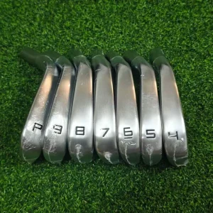 Right Handed Complete Golf Club Set Forged Iron Graphite Shaft Regular Fit Rubber Grip Headcover