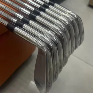 Right Handed Forged Construction Golf Iron Set with Stainless Steel Shaft & Rubber Grip Includes Golf Club Accessories