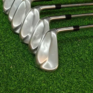 Right Handed Mallet Iron Golf Club Set with Waterproof Rubber Grip Includes Golf Bag and Headcover