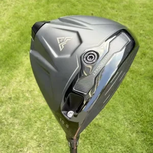 Titanium Driver Golf Wood Right Handed Unisex Golf Driver Club with Rubber Grip and Graphite Shaft